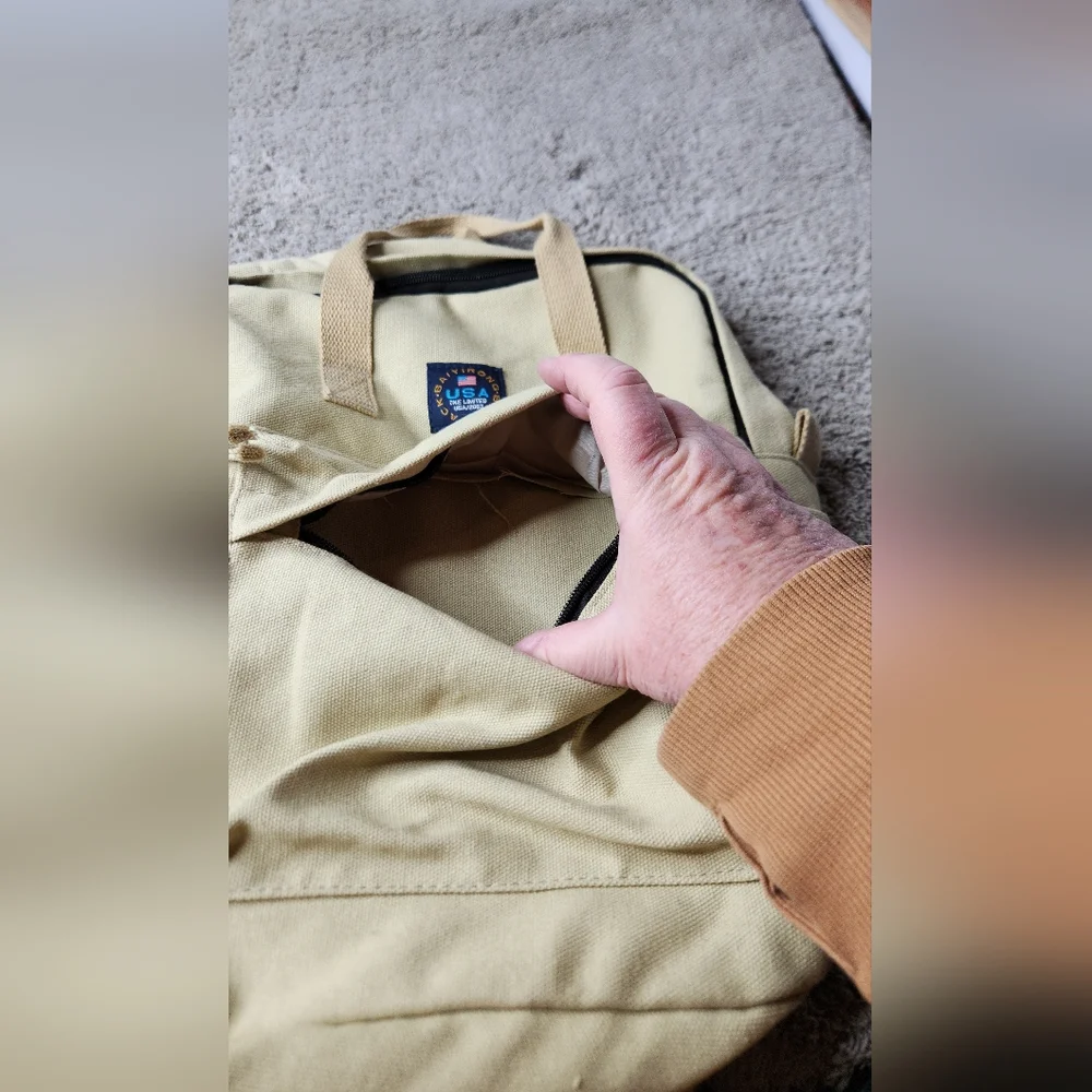 BAIYIRONG BACKPACK Tan Canvas Multipocket Backpack With Straps